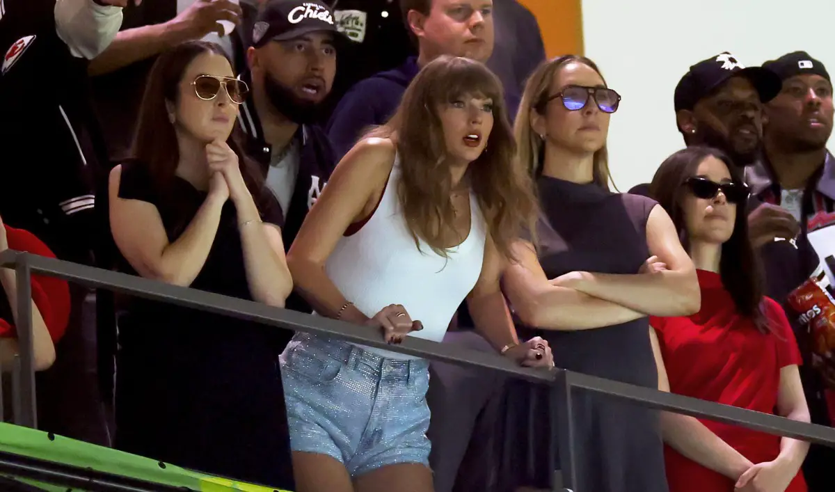 Lip reader reveals Taylor Swift’s five-word reaction after getting booed